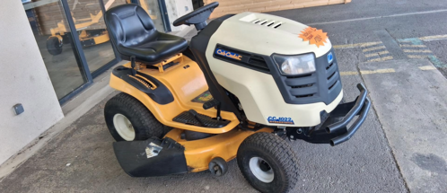 Autoportée CUB CADET102 CM/22CH